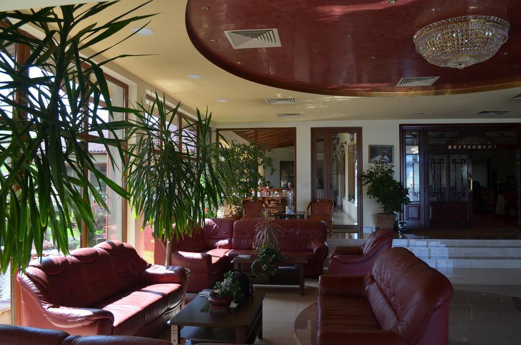 Hotel Astoria Alba Iulia Ngoại thất bức ảnh