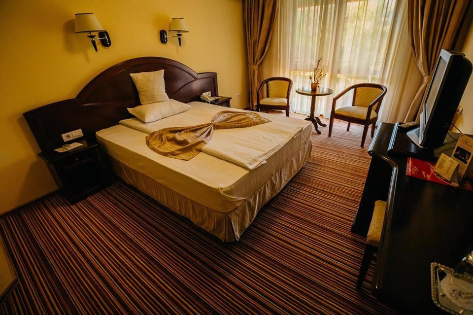 Hotel Astoria Alba Iulia Ngoại thất bức ảnh