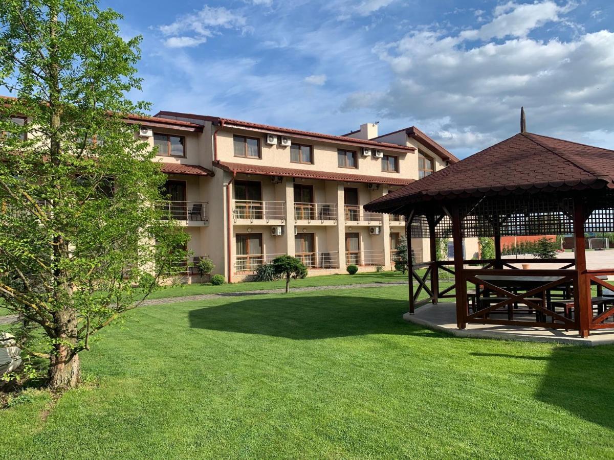 Hotel Astoria Alba Iulia Ngoại thất bức ảnh
